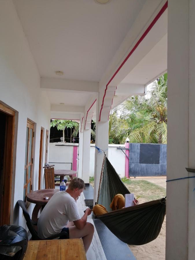 Beach Life Uppuveli Trikunamalaja Zewnętrze zdjęcie
